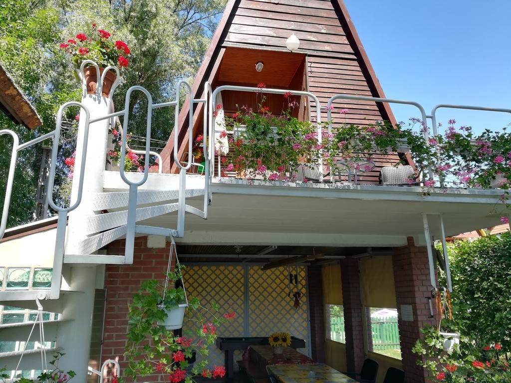 Tiszavirag Nyaralohaz Villa Szeged Exterior photo